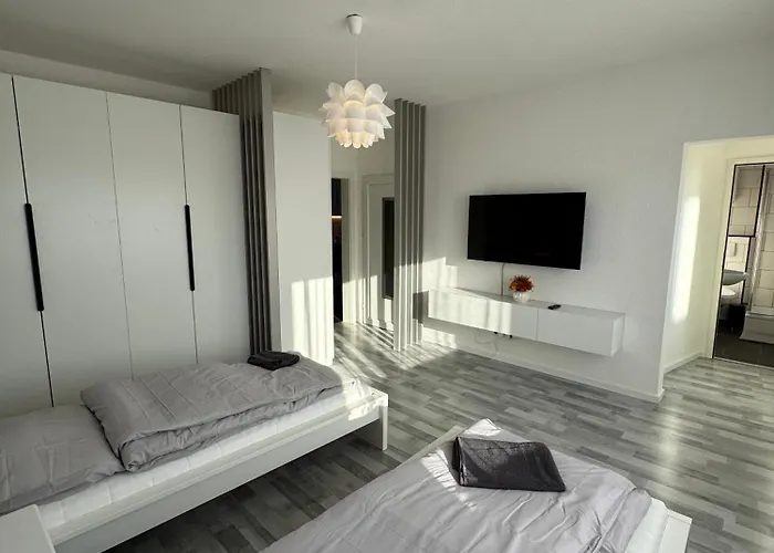 公寓 Schoenes Fuer 5 Personen Nahe Zentrum & Borussia Park Mg77 *